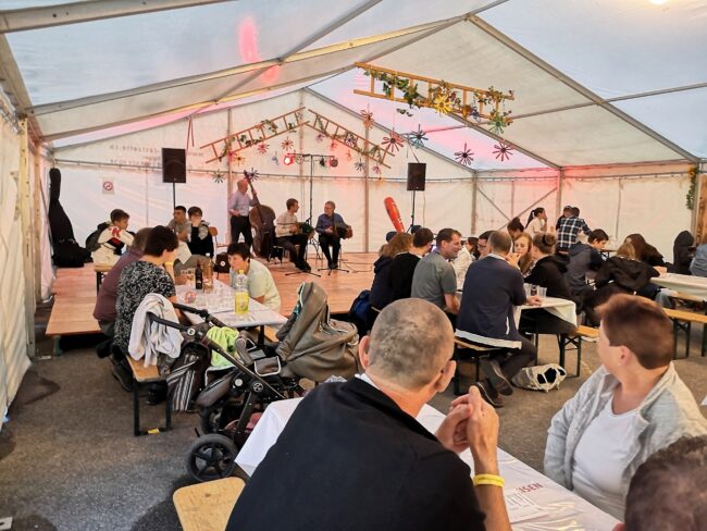 Örgalimusik an der Kilbi Rüediswil