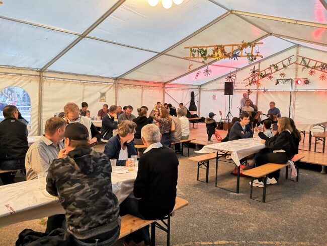 Örgalimusik an der Rüediswiler Kilbi