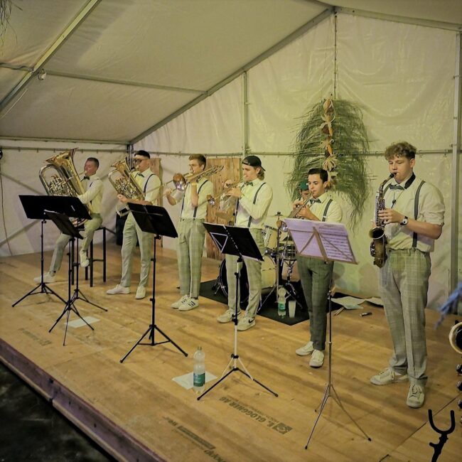 Band Naturtrüeb spielte am Samstagabend