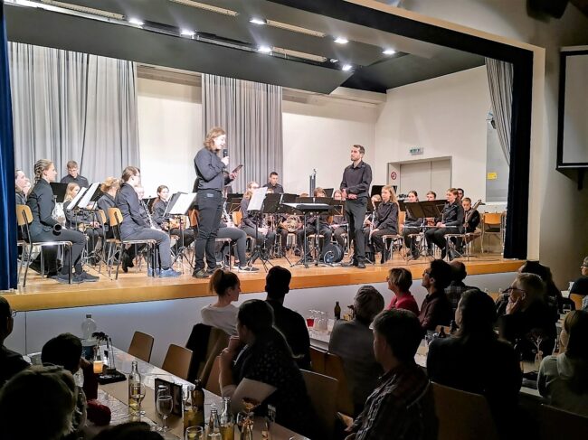 Witzige Ansagen von Manuel Fuchs