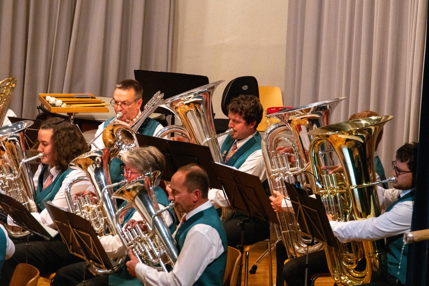 Das Grosse Blech der Ortsmusik Rüediswil gibt der Band einen guten Boden.