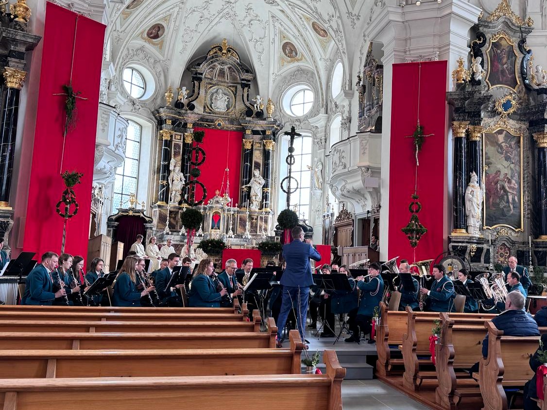 Messegestaltung am Palmsonntag 2024 der Ortsmusik Rüediswil in der Kirche Ruswil