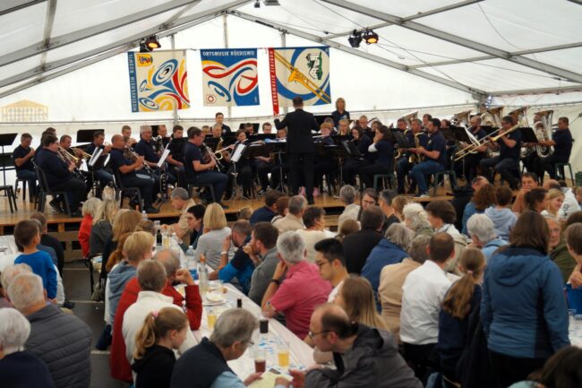 Am 22. Juni 2024 fand in Ruswil auf dem Märtplatz das zweite Blasmusik OpenAir statt.