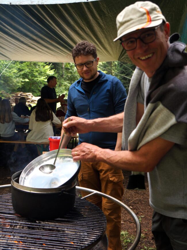 Am Ortsmusik Picknick gab es feinen Waldkaffee