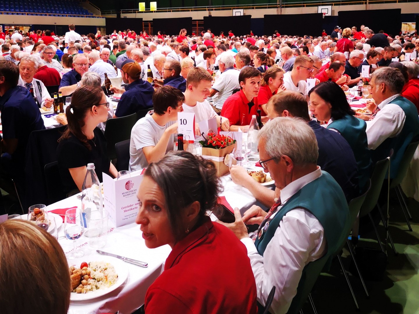 Rund 1300 Musikantinnen und Musikanten des LKBV nahmen an der Veteranenehrung in Sursee teil.