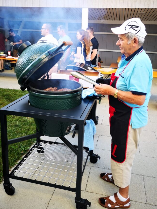 Feine Spiessli und Würste gab es am Ortsmusik Sommerpicknick 2025