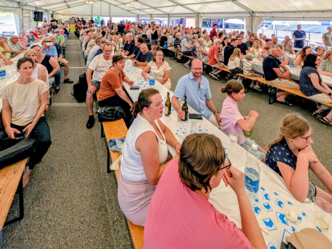Viel Publikum besuchte das Musik OpenAir 2026 auf dem Märtplatz Ruswil.