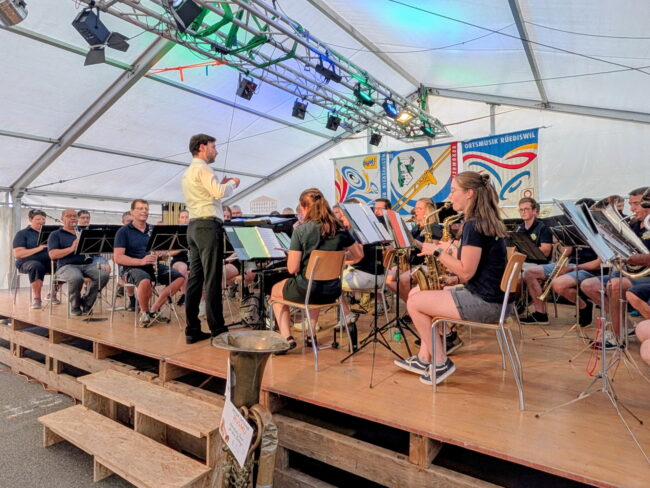 Fast 50 Köpfe zählte die Bergmusik Sigigen am Musik OpenAir 2026.