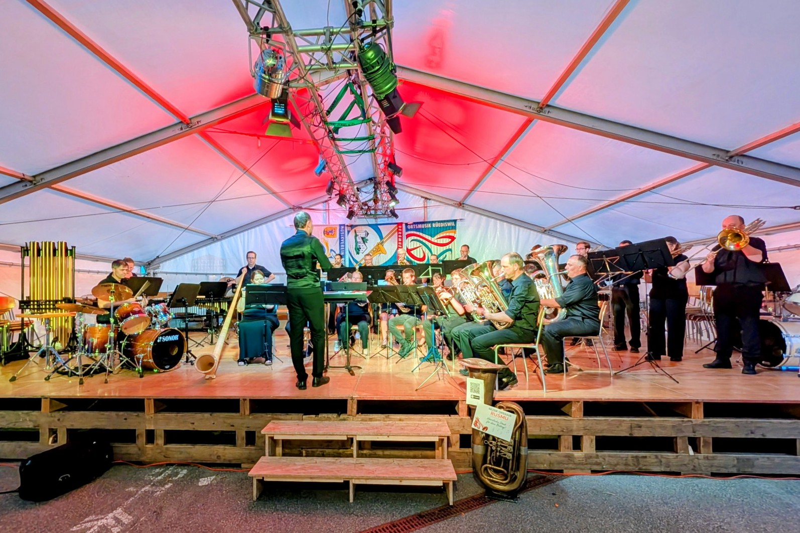 Brassband Musikverein Ruswil mit "Swiss Lady" Am Musik Openair 2026 begeisterte die Brassband Musikverein Ruswil mit der "Swiss Lady", gespielt auf dem Alphorn.
