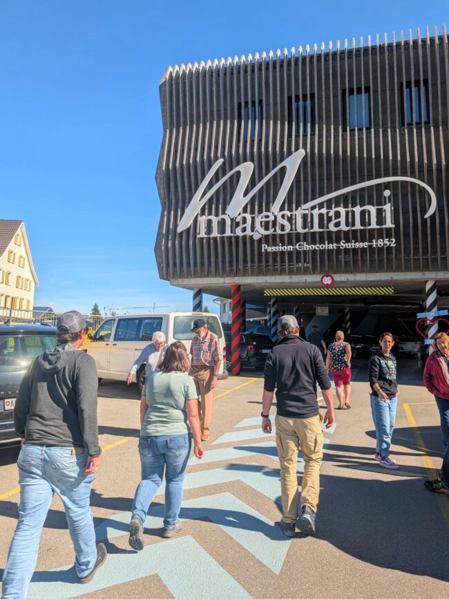 Die Vereinsreise der Ortsmusik Rüediswil führte am Sonntag zum Chocolatier Maestrani in Flawil.